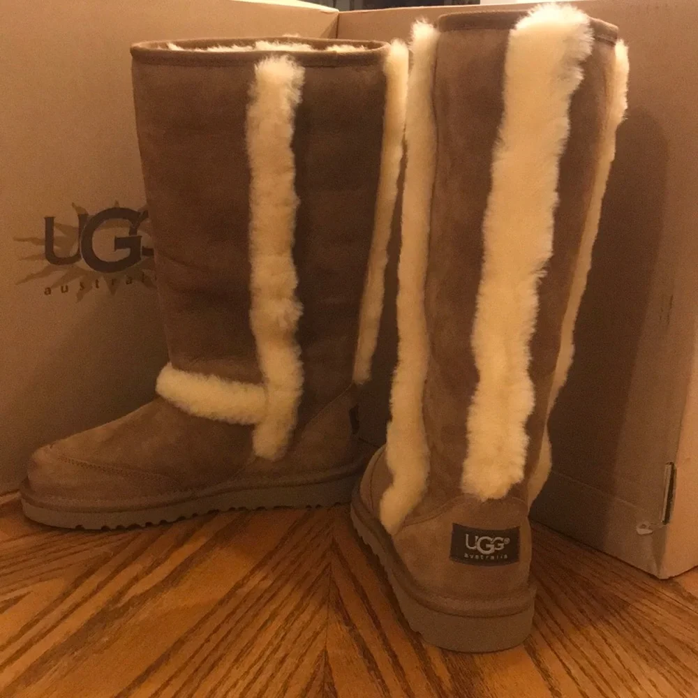 Girls UGG Boots (size2) K SUNSPARKLE 5274 K/CHE - Picture 1 of 5